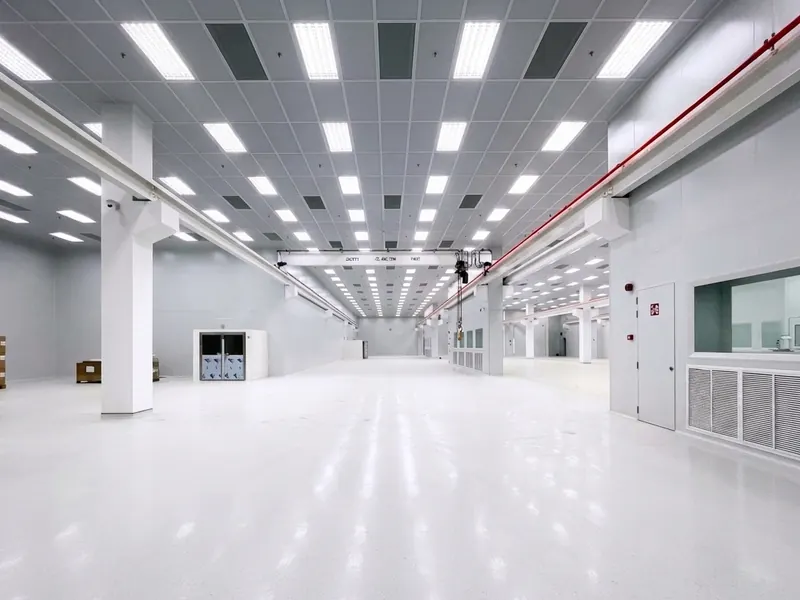 ISO 8 cleanroom at the MediQ campus